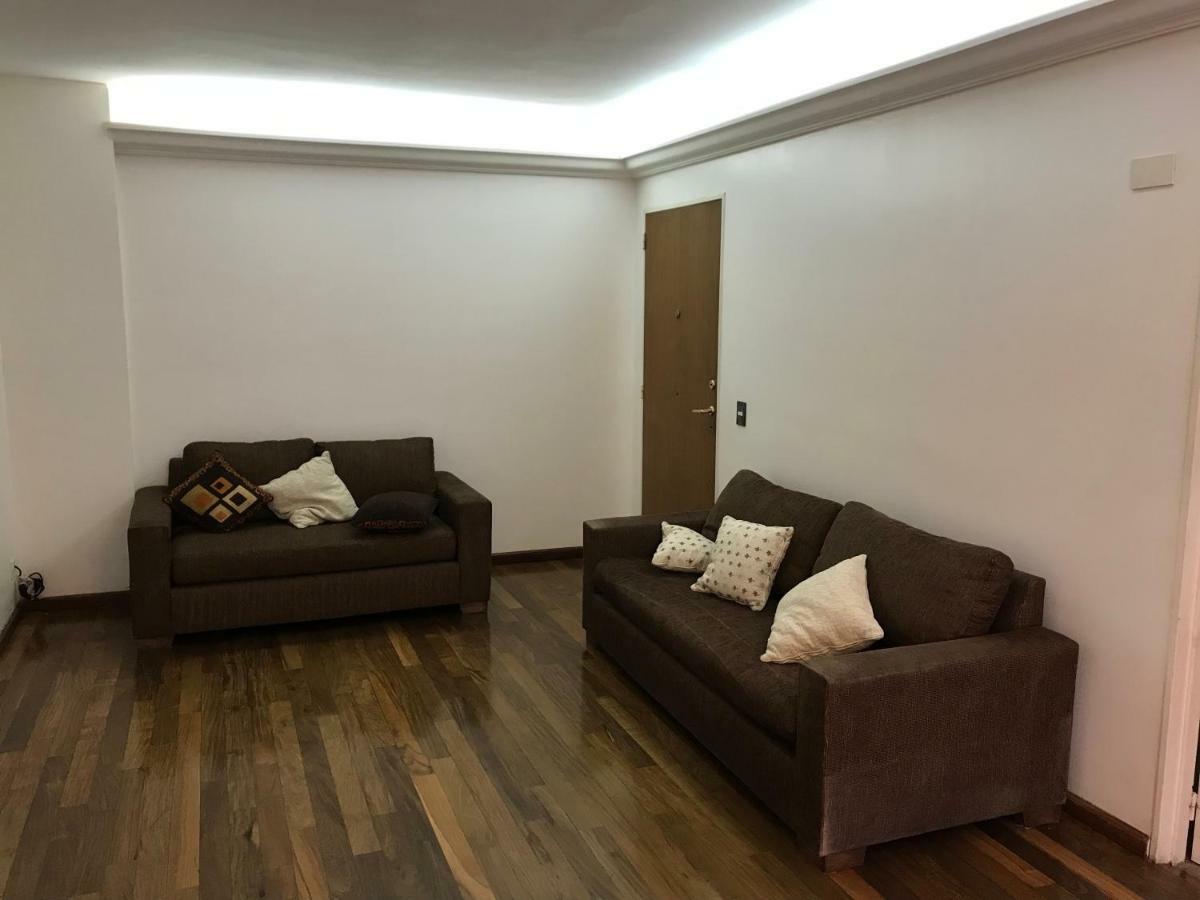 Cabildo Y Juramento Con Parrilla Apartamento