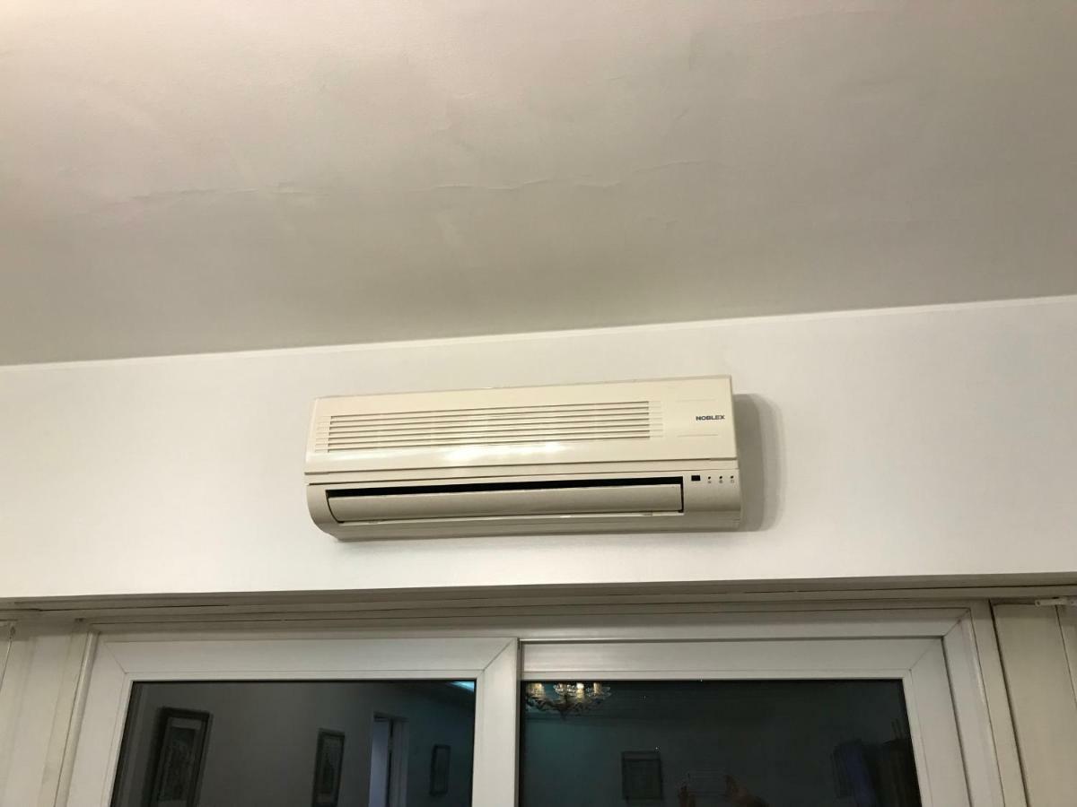 Cabildo Y Juramento Con Parrilla Appartement